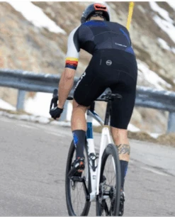 Nalini Fast Aero Black Bib Shorts 11 Nalini Fast Aero Black Bib Shorts -Nalini Cycling Gear Nalini Fast Skin Suit Rider2 41468.1708310626